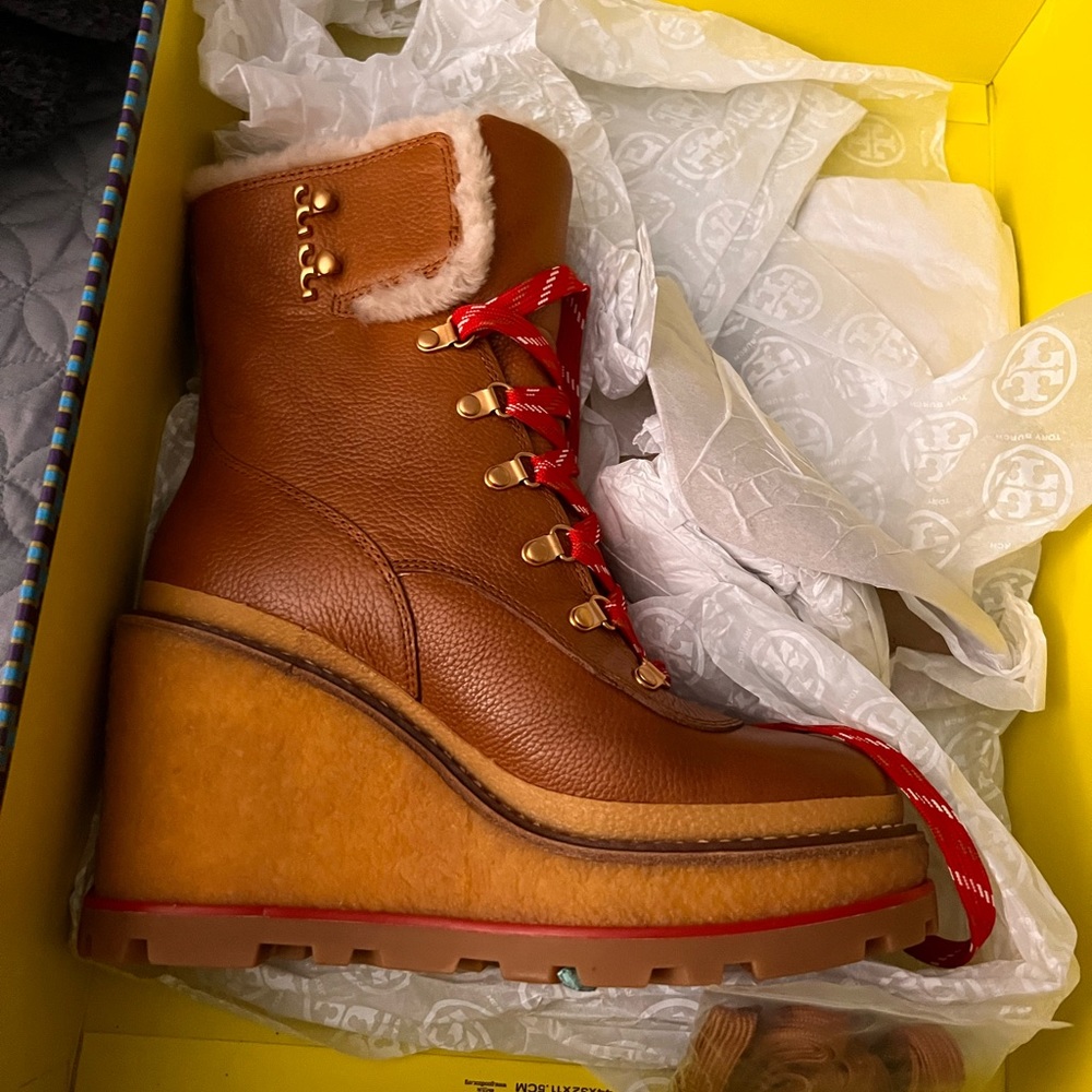 Leather shoes